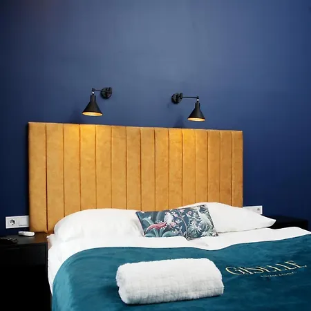 Отель Giselle Vintage Doubles - Adults Only