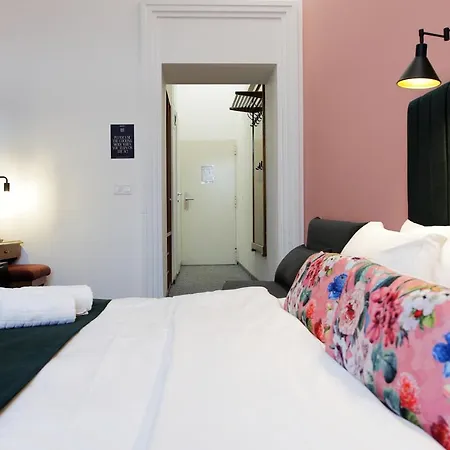 Giselle Vintage Doubles - Adults Only Hotel 2*