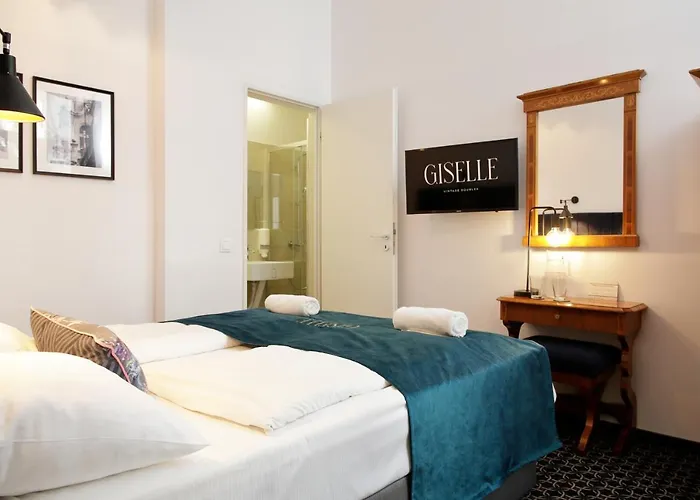 Giselle Vintage Doubles - Adults Only 2* Budapest